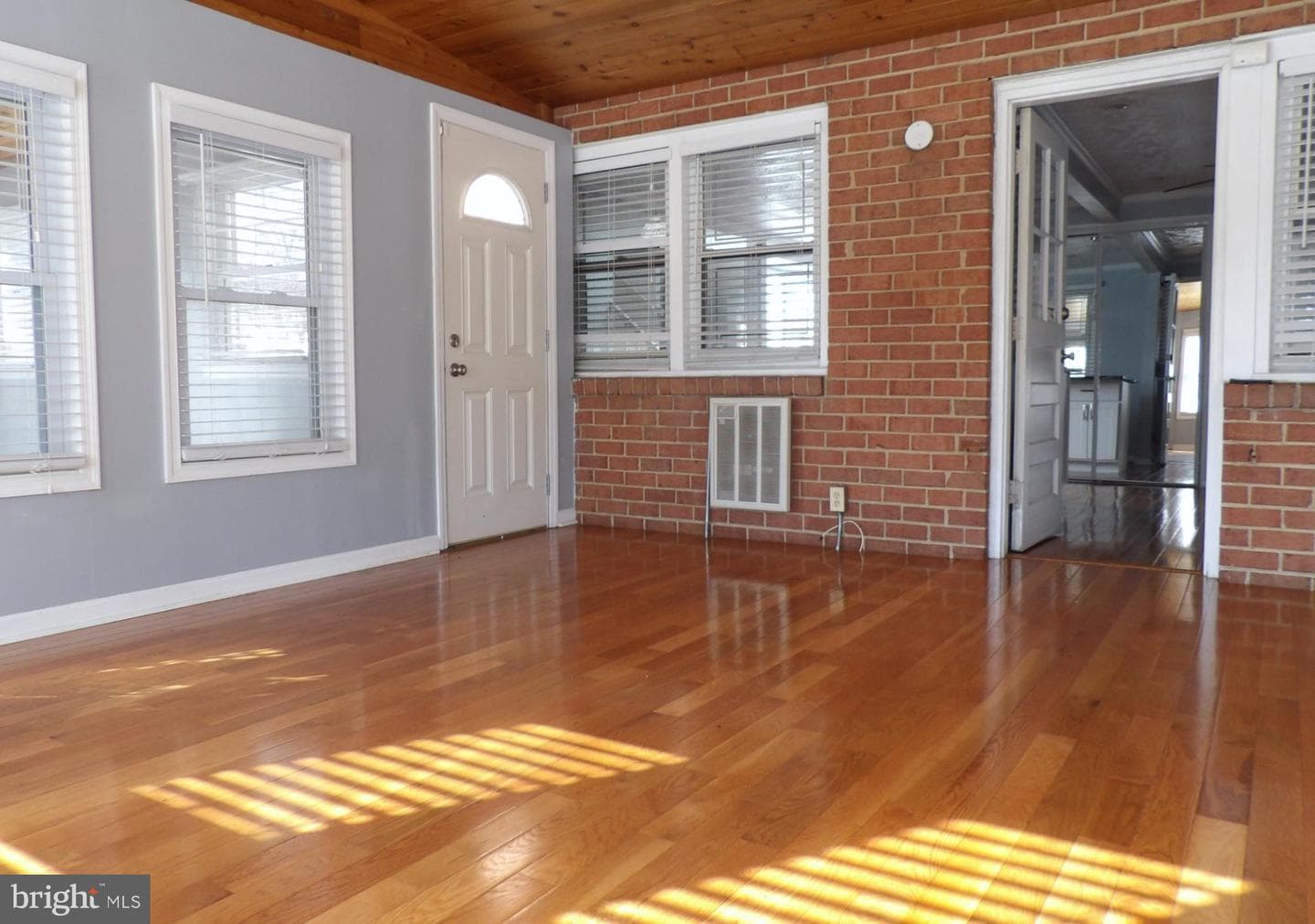901 Grovehill Road photo 36