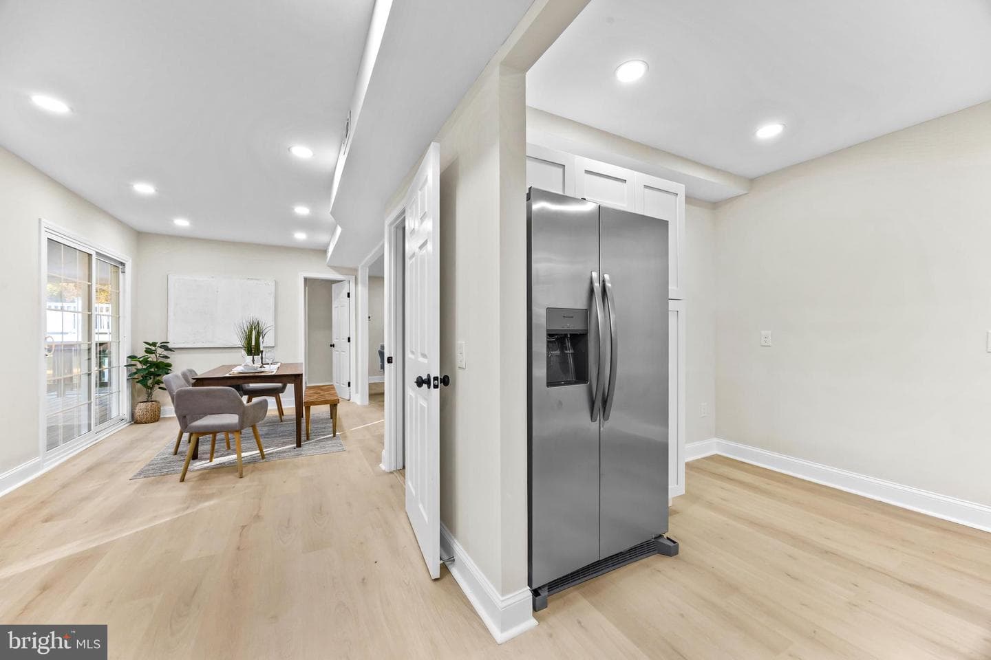 611 Cliveden Road photo 15