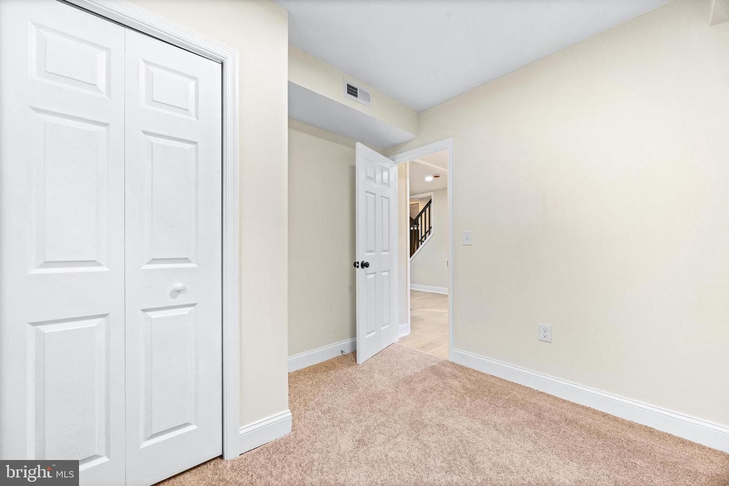 611 Cliveden Road photo 20
