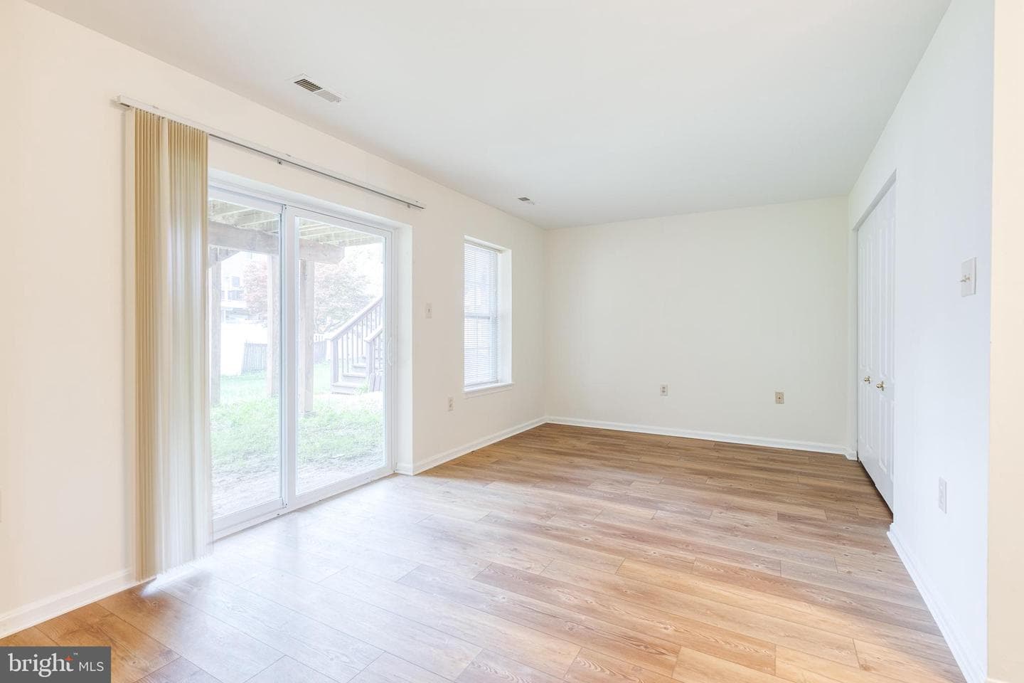 611 Brickston Road photo 2