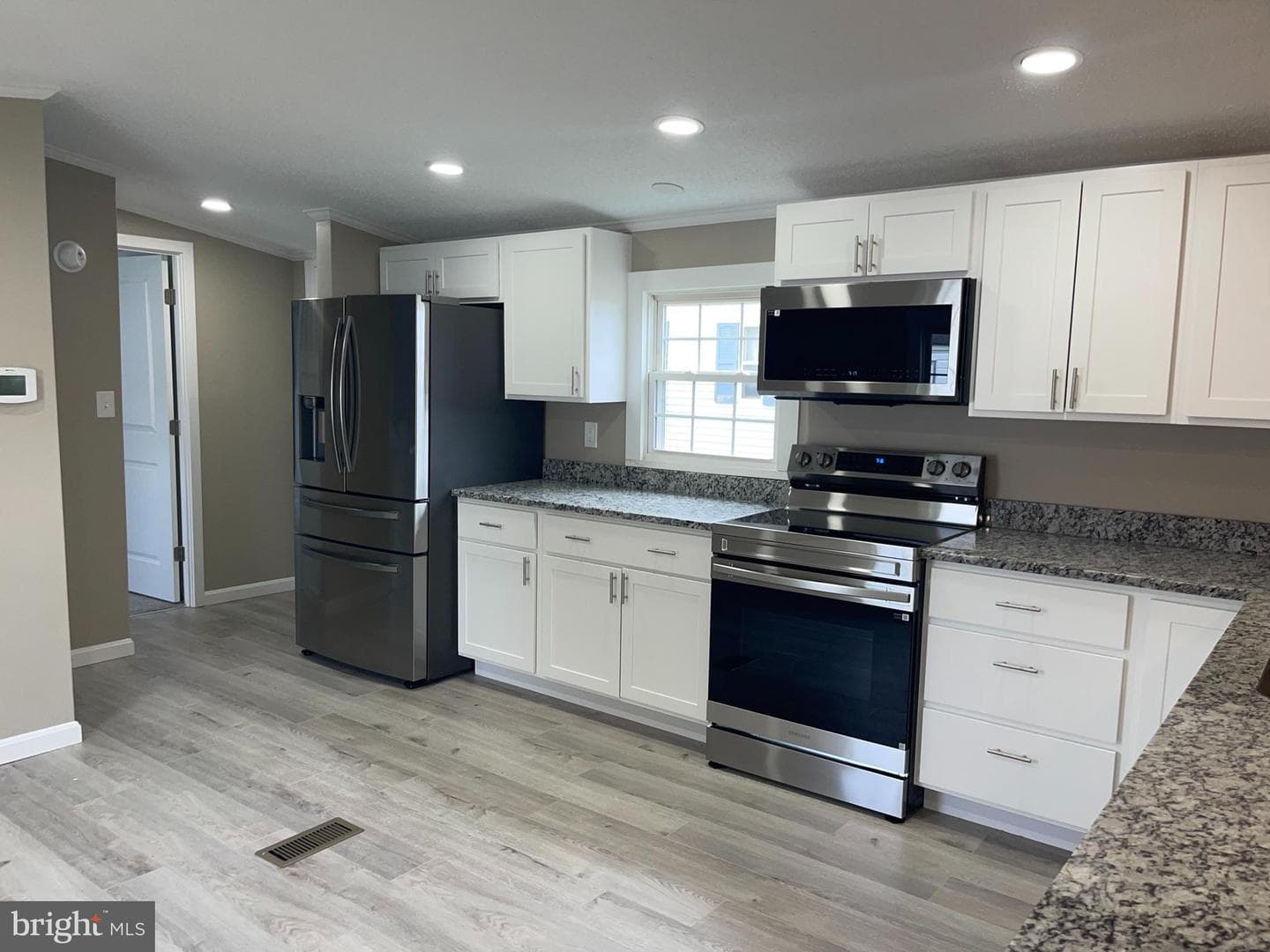 7507 Biscayne Bay Boulevard photo 2