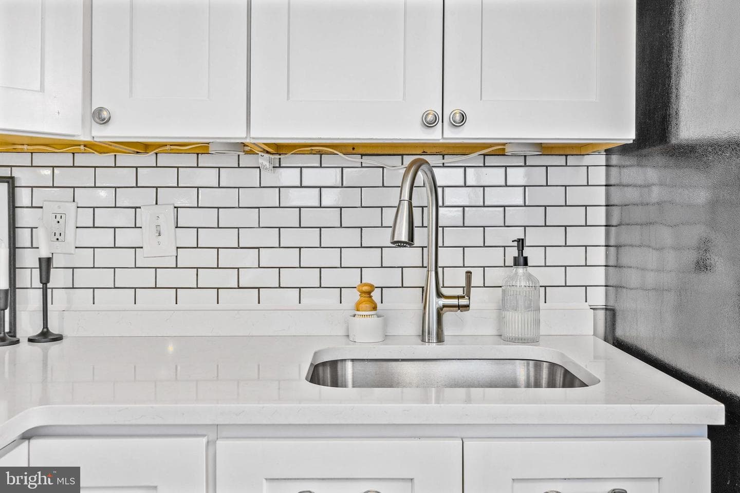 57 Gerard Avenue photo 42