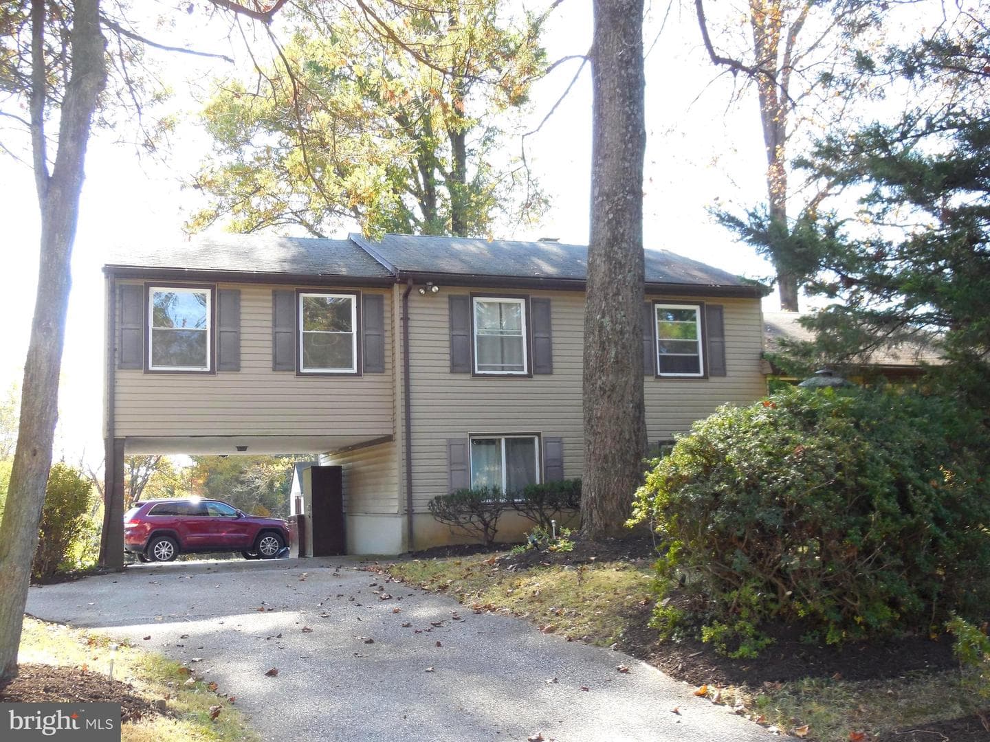 607 Church Road photo 3