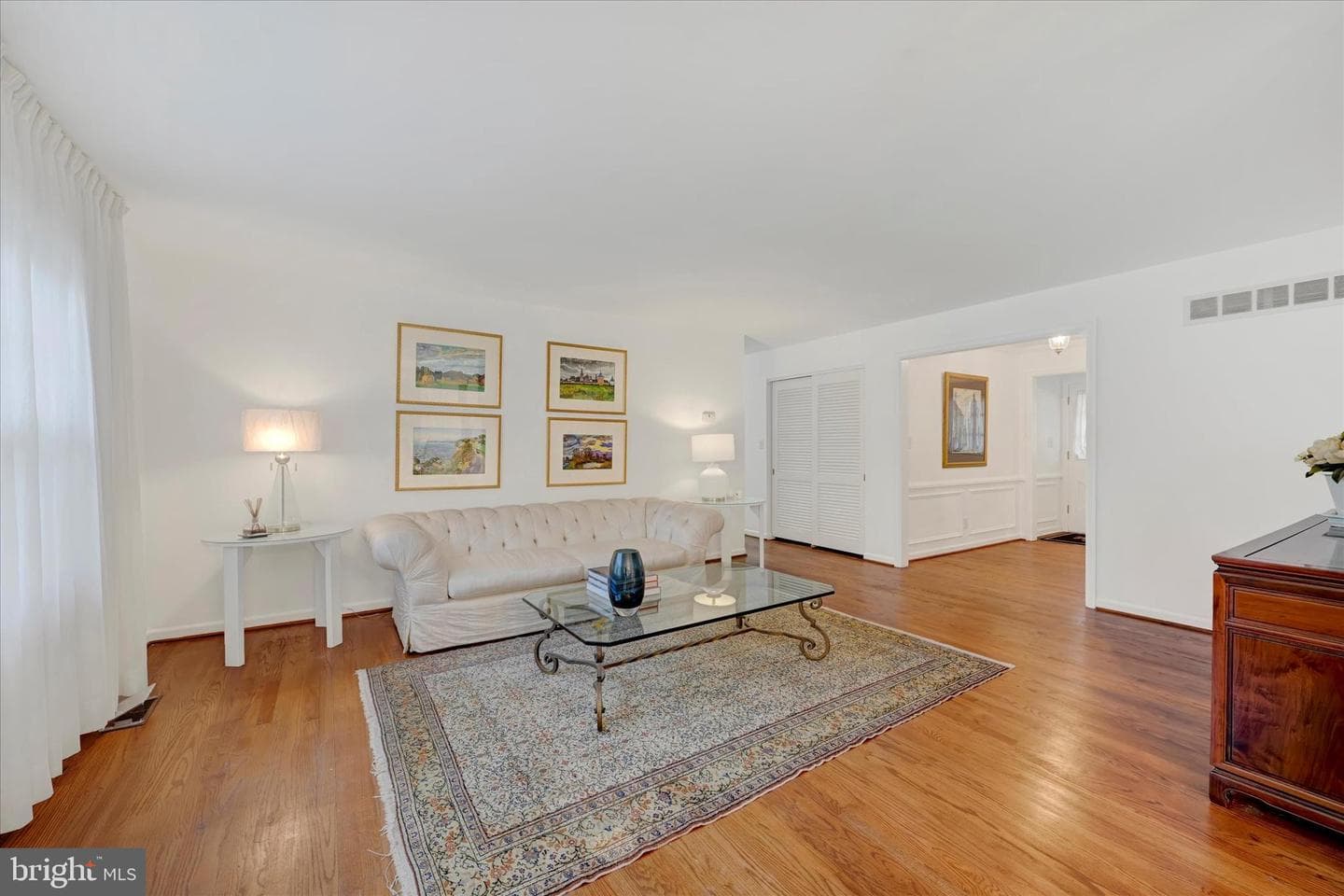 4 Midcrest Court photo 10