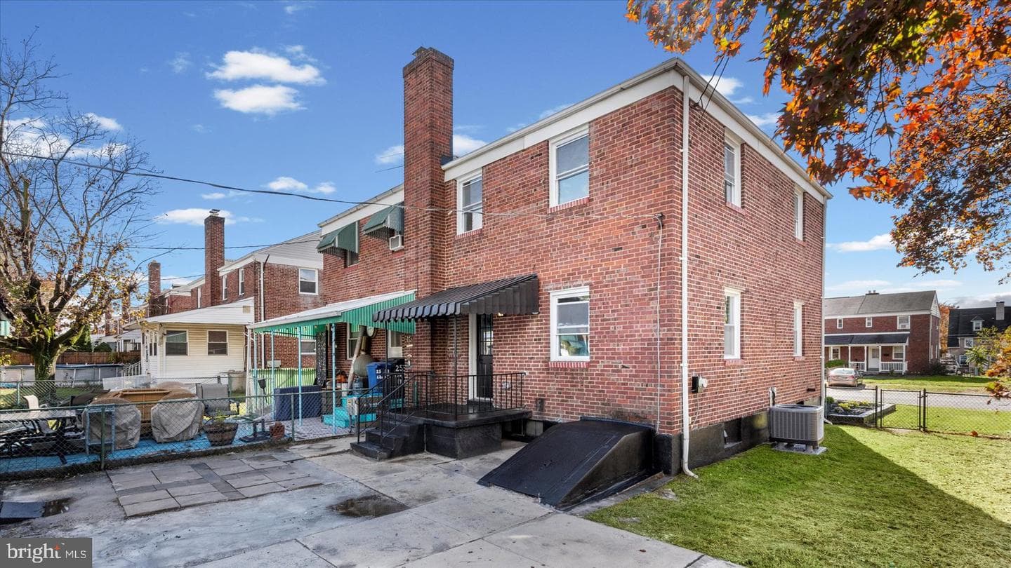 2529 Liberty Parkway photo 43