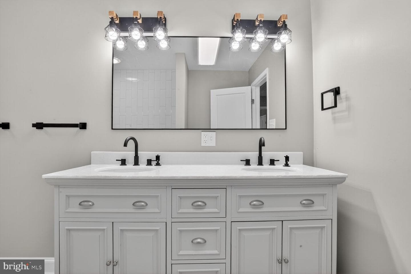 13606 Alliston Drive photo 23