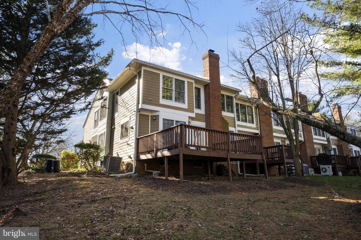 124 River Oaks Circle photo 27
