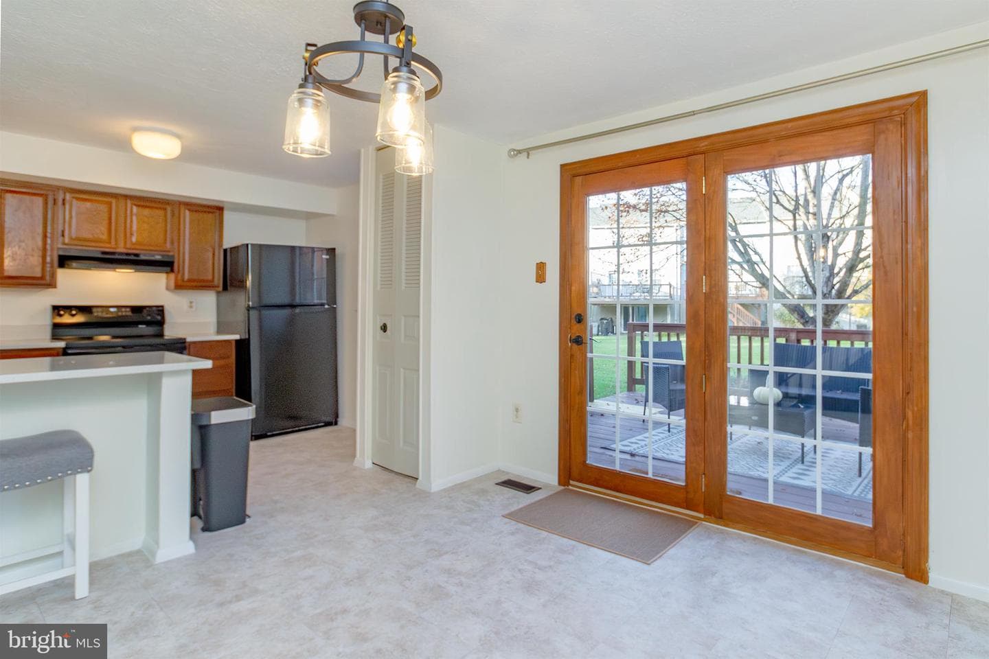 20 Hoban Court photo 8