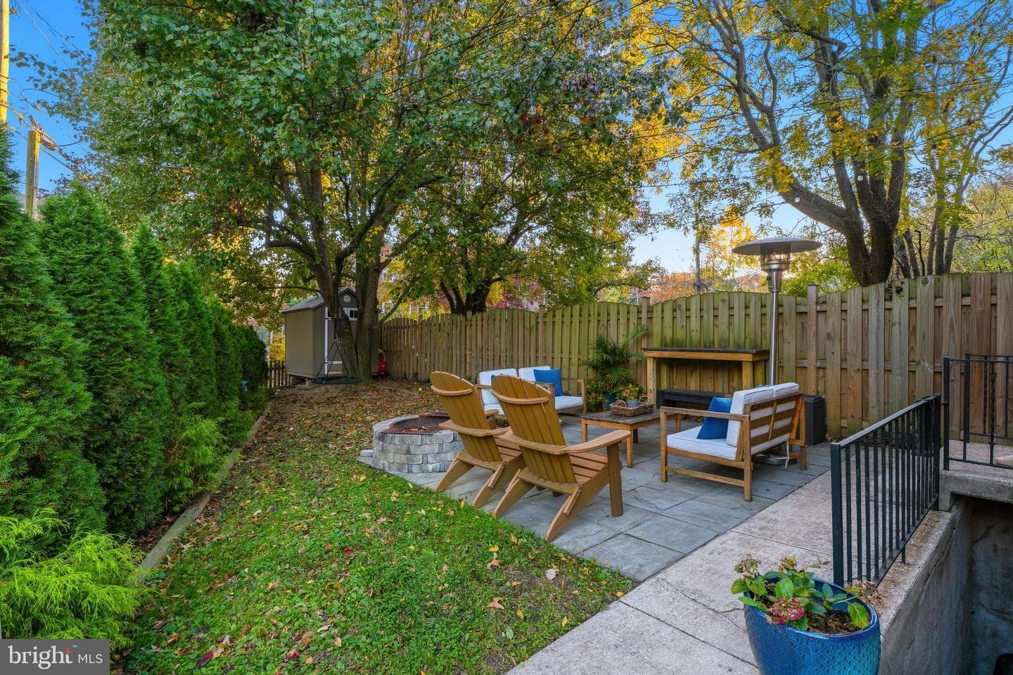 425 Rodgers Court photo 37
