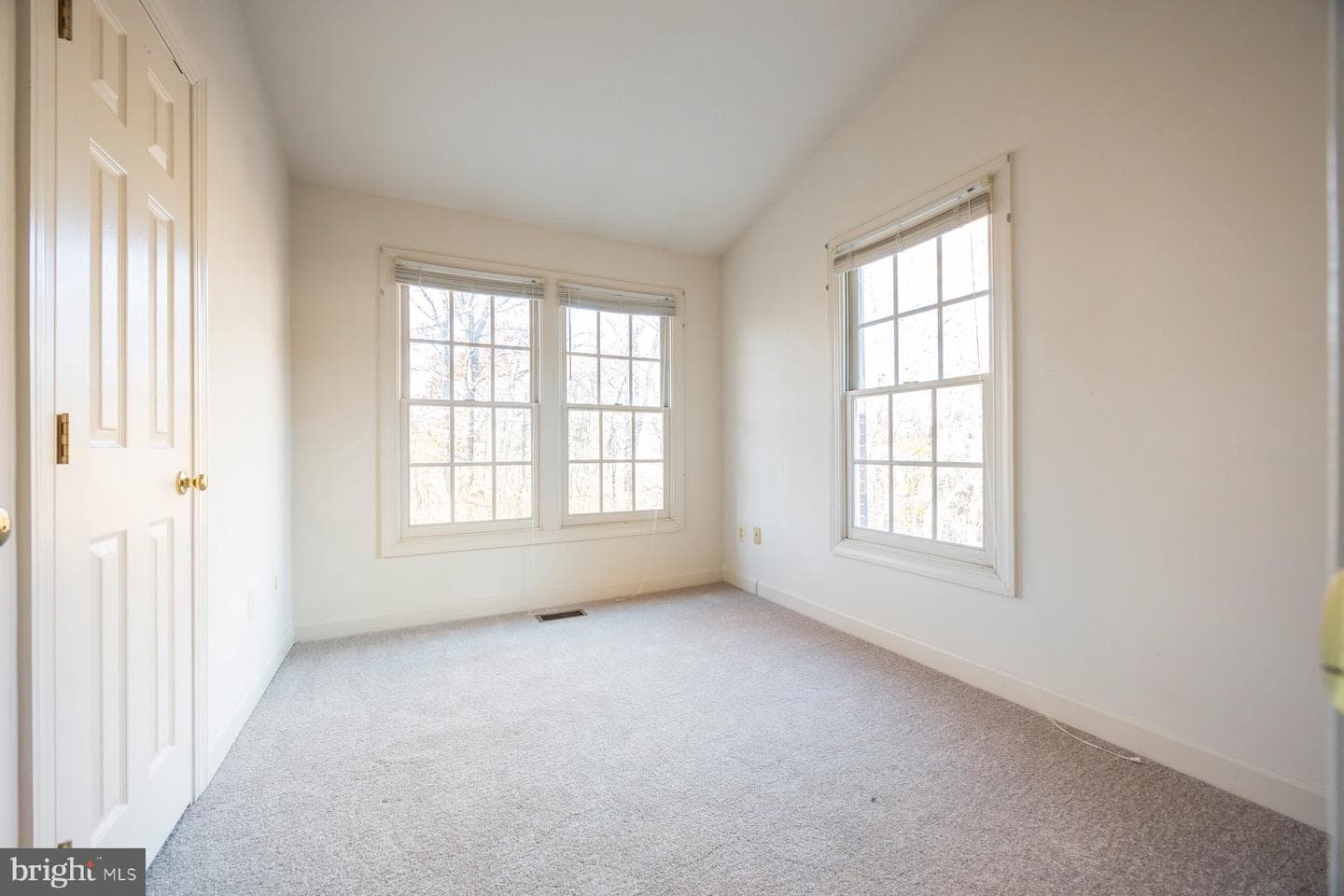 692 Budleigh Circle photo 19