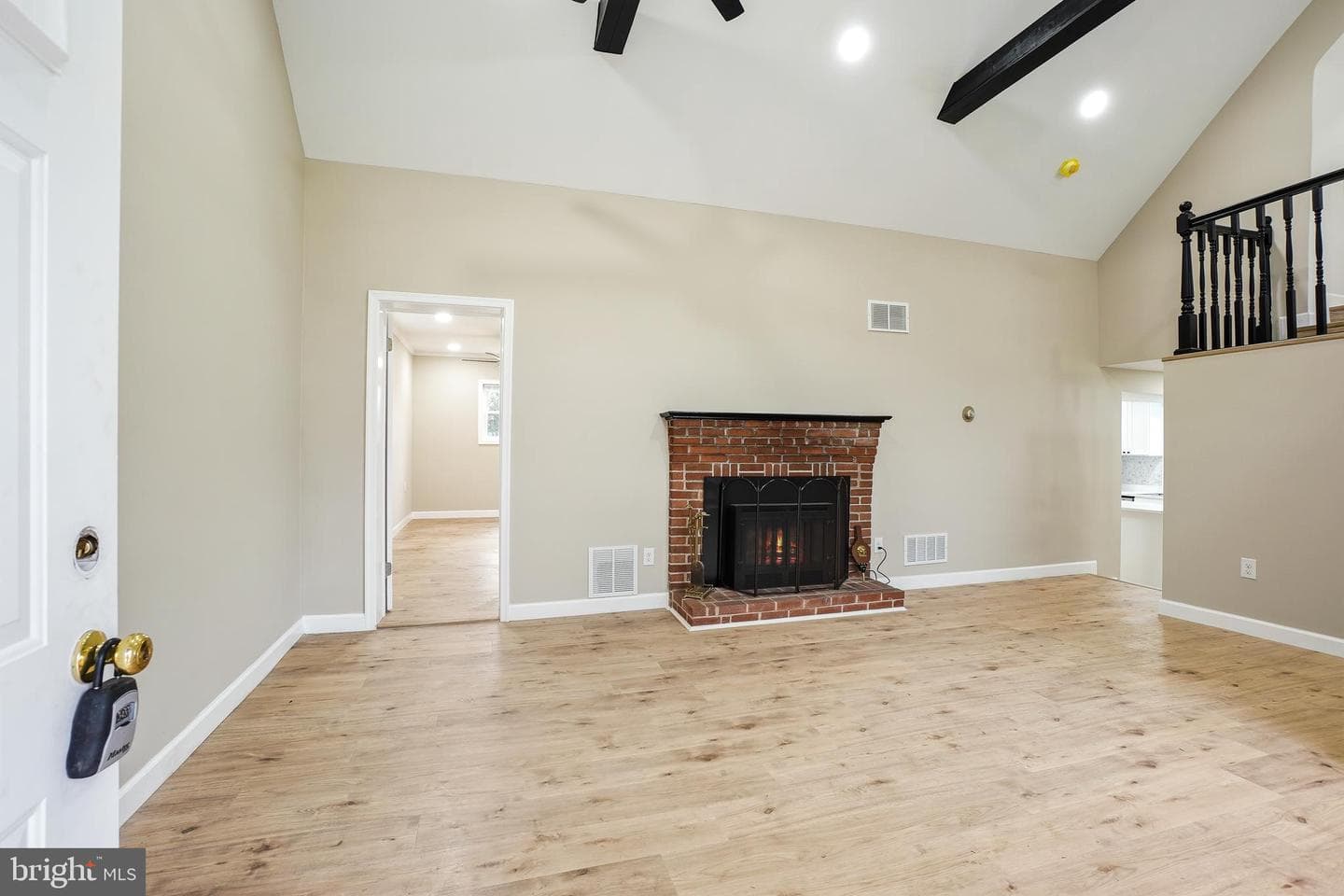 6517 Lehnert Street photo 2