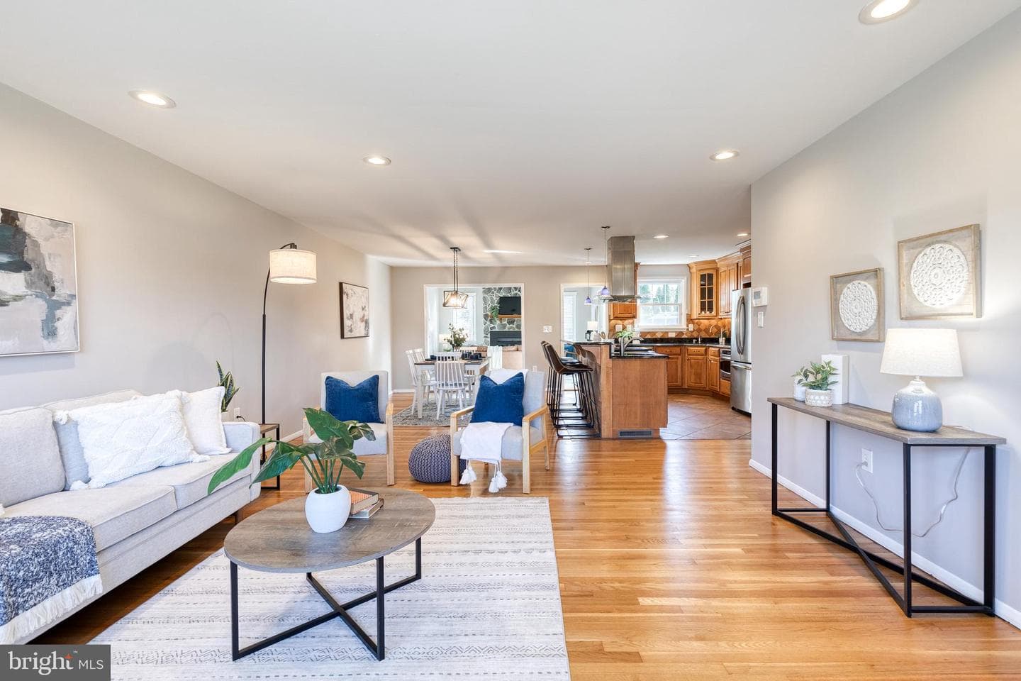 3921 Zurich Road photo 5