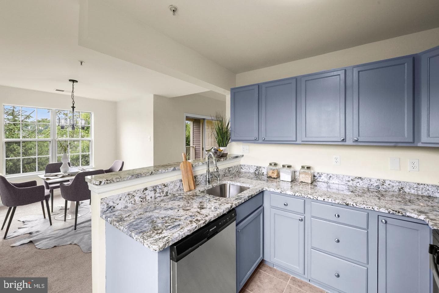 8813 Stone Ridge Circle #302 photo 11