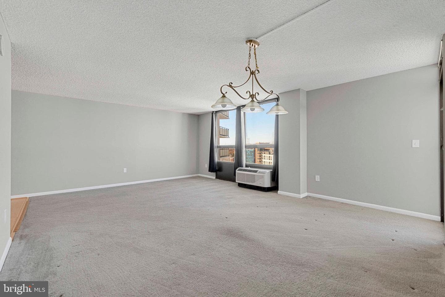 205 E Joppa Road #1902 photo 8