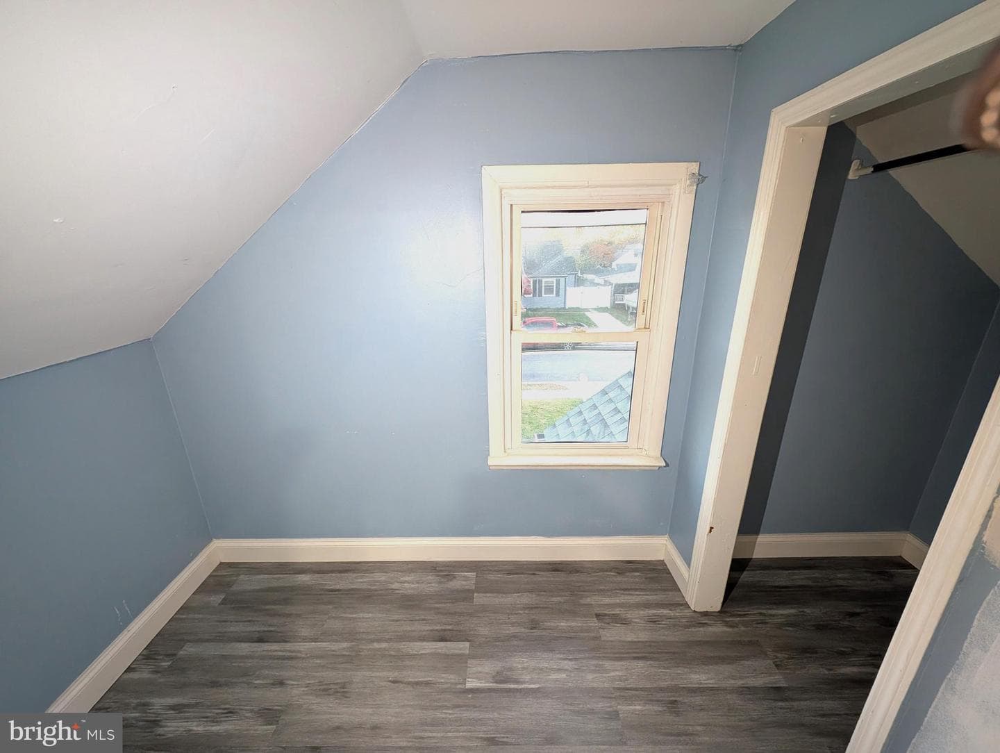 8102 Cornwall Road photo 22