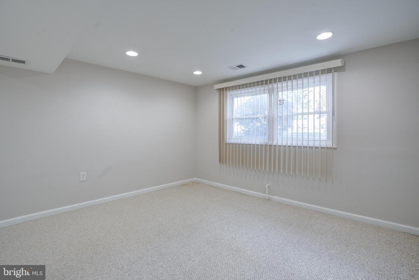 119 E Cherry Hill Road photo 27