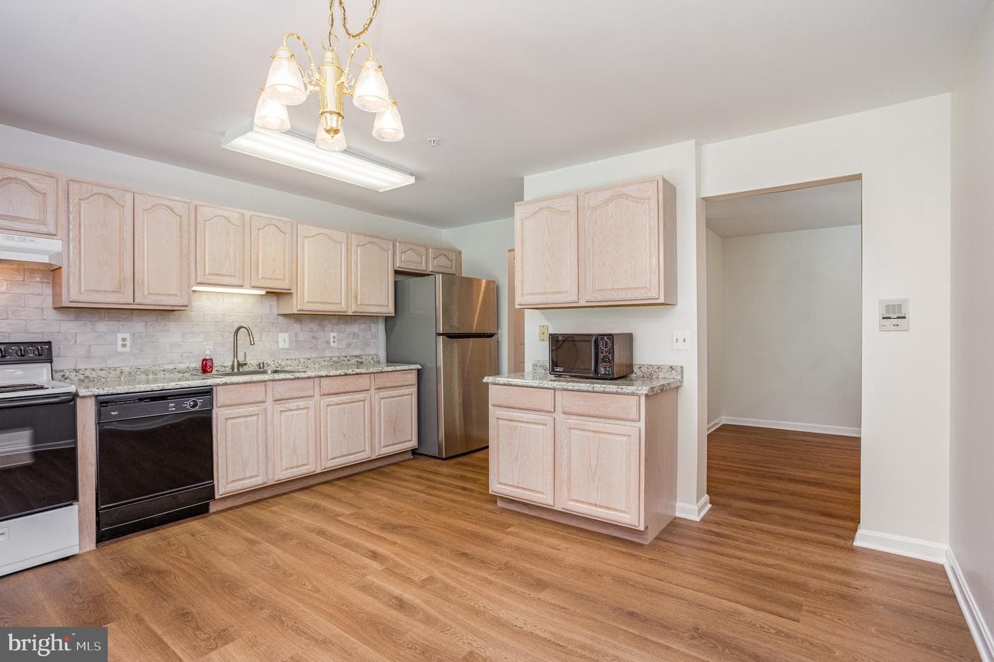 3901 Darleigh #c photo 9