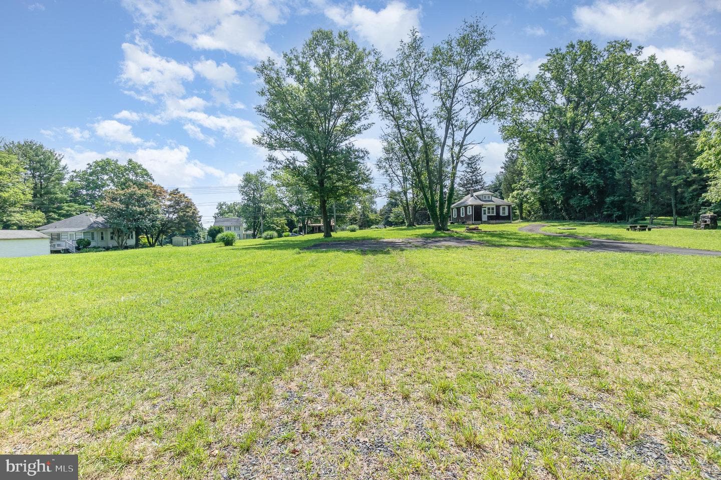 12000 Belair Road photo 11