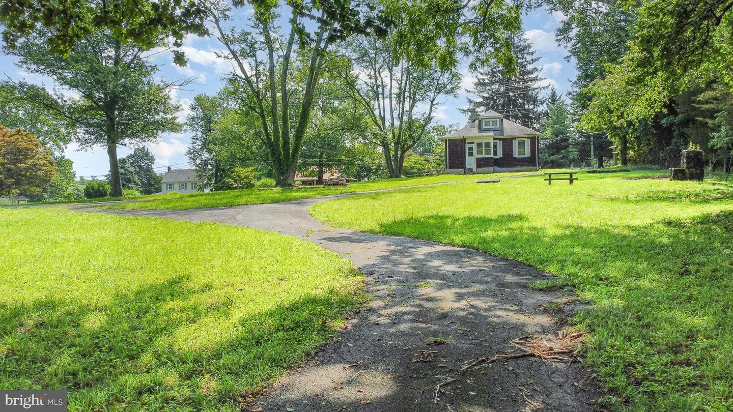 12000 Belair Road photo 19