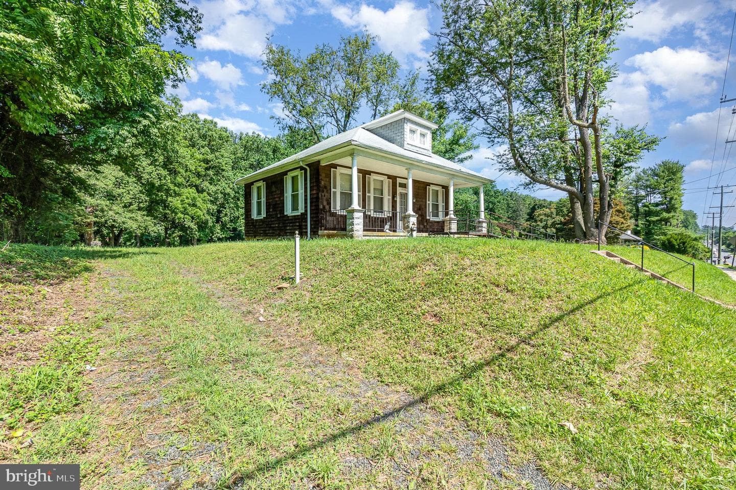 12000 Belair Road photo 2