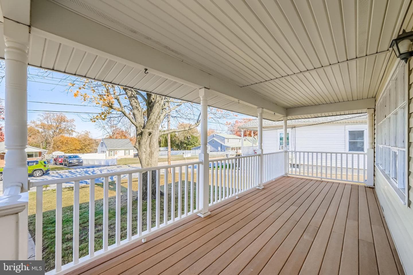307 Montrose Avenue photo 4