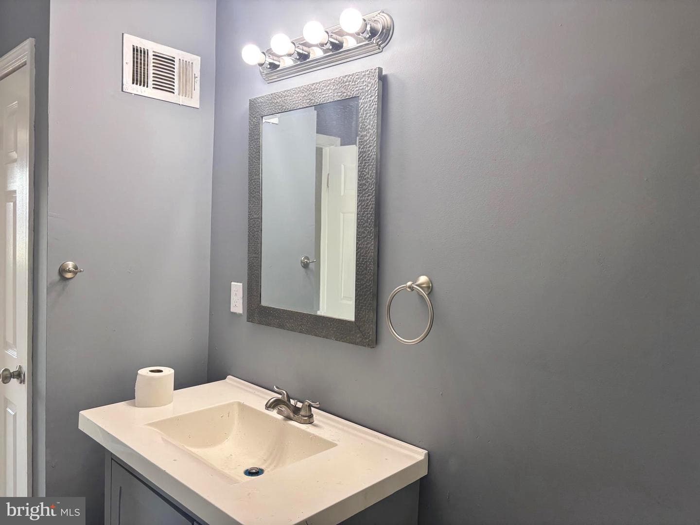 3805 Terka Circle photo 15