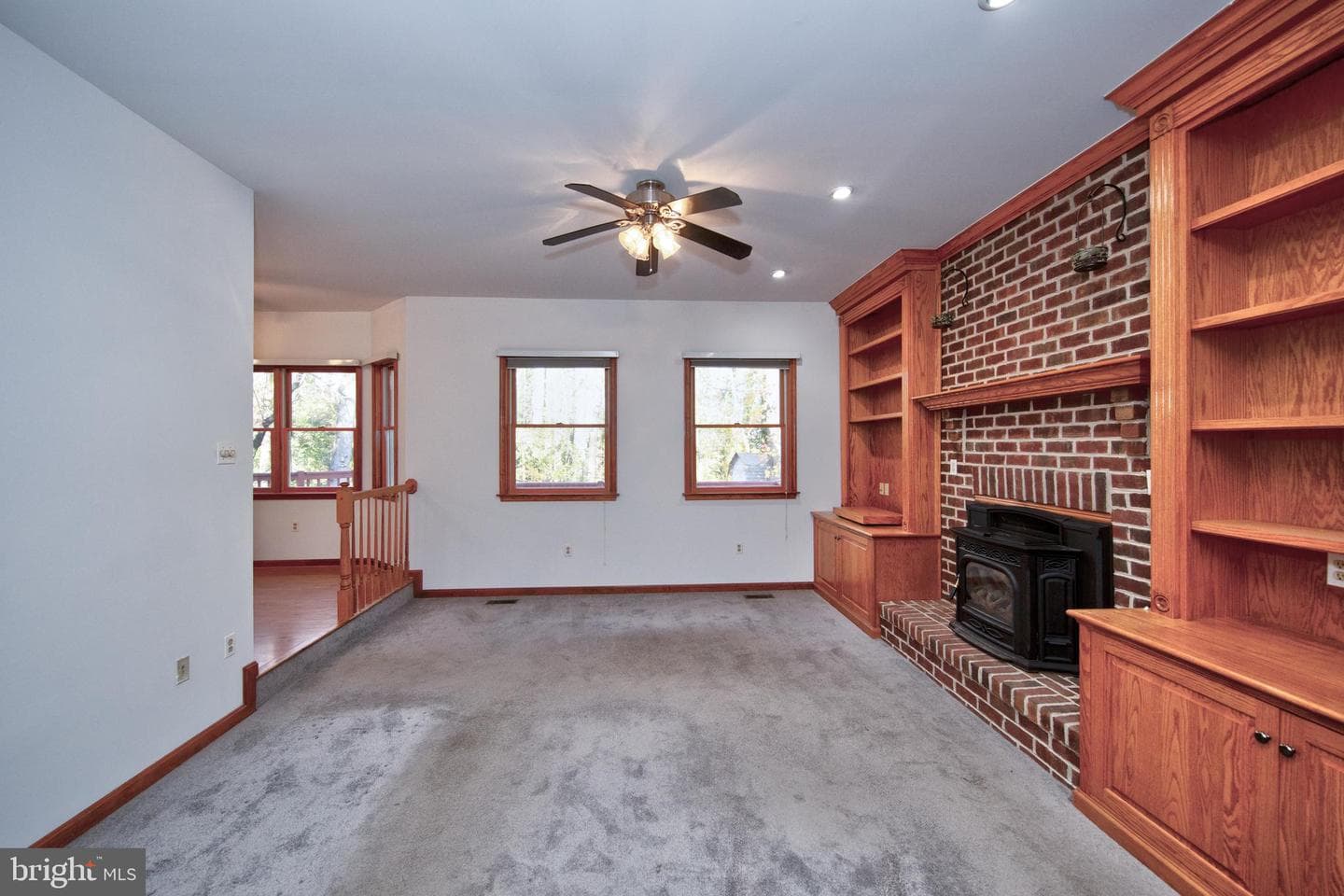 20 Glade Avenue photo 11
