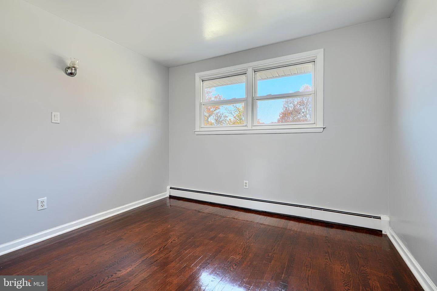 8316 Analee Avenue photo 17