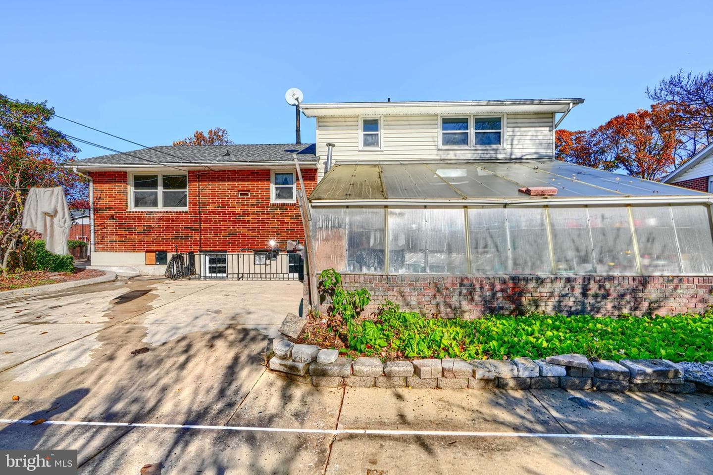 8316 Analee Avenue photo 43