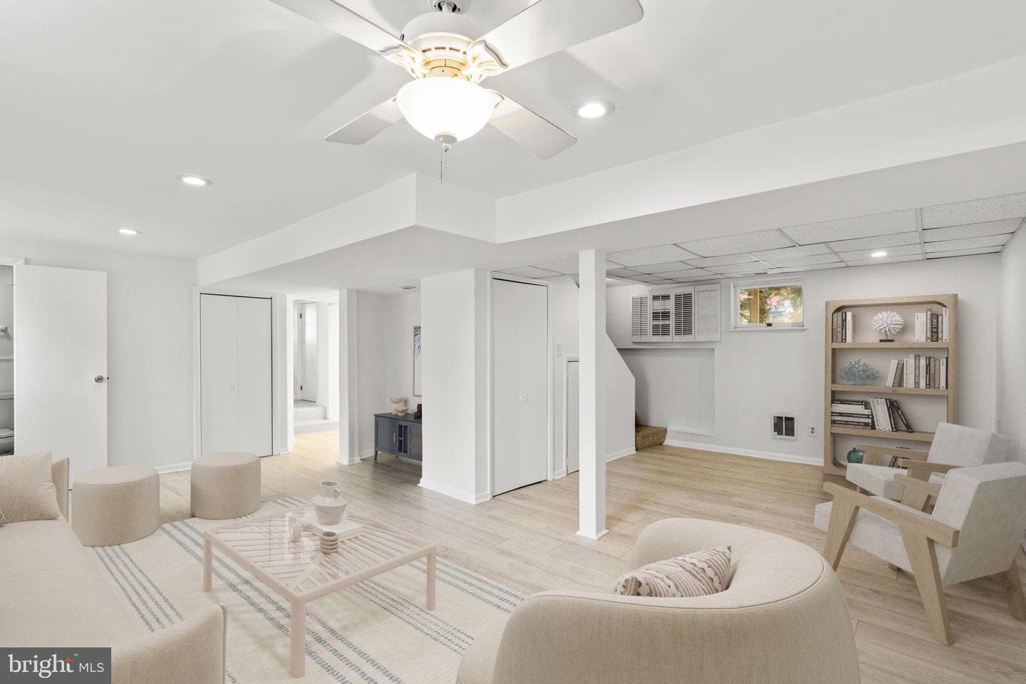 112 Burke Avenue photo 52