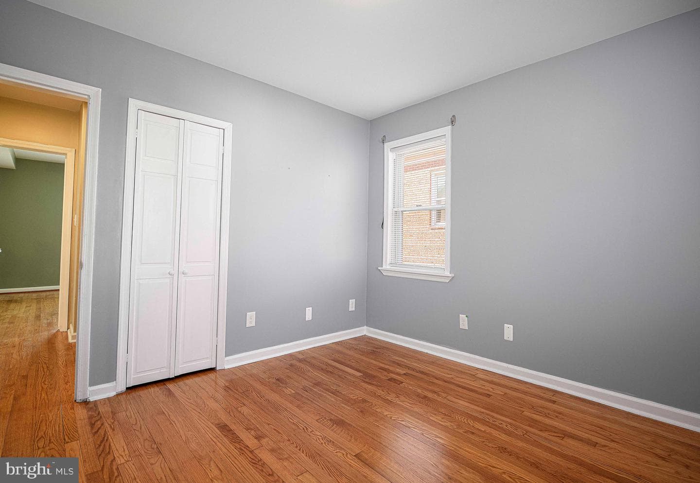 2808 Emerald photo 17