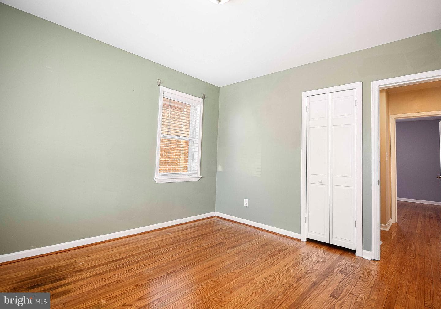 2808 Emerald photo 19