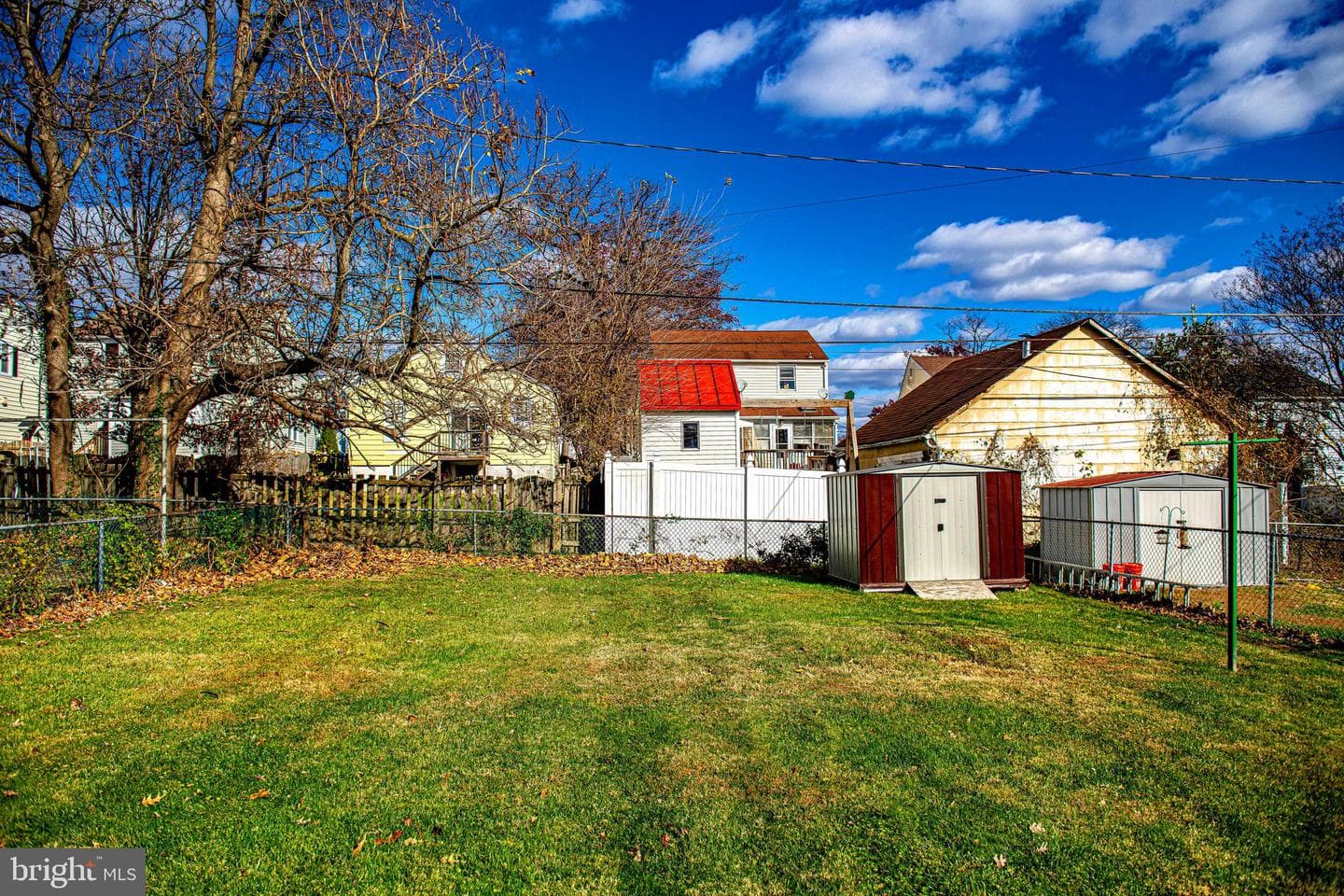 2808 Emerald photo 33