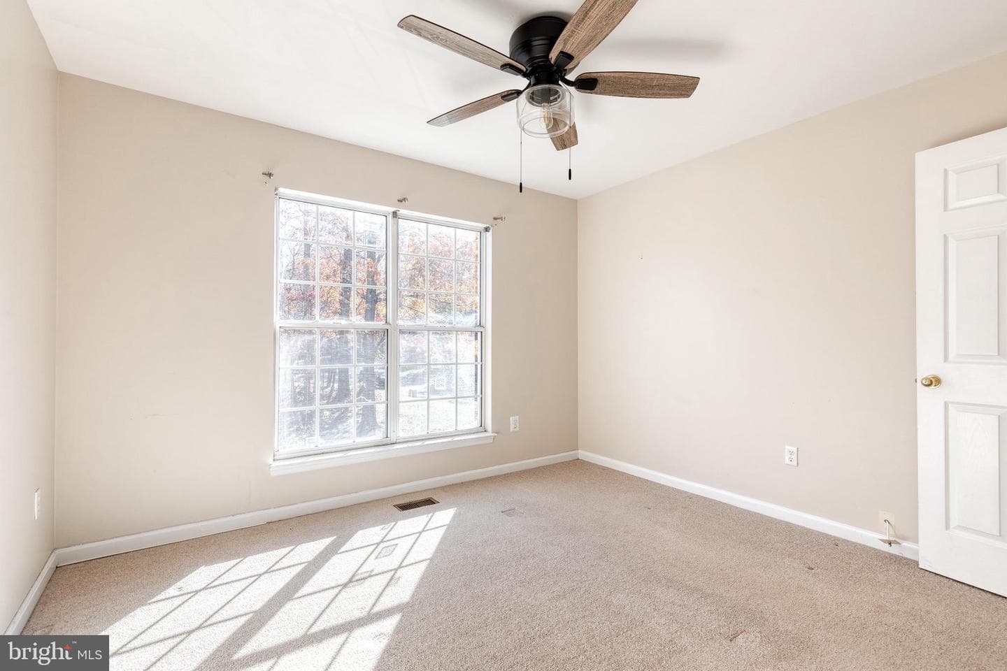 783 Leister Drive photo 28