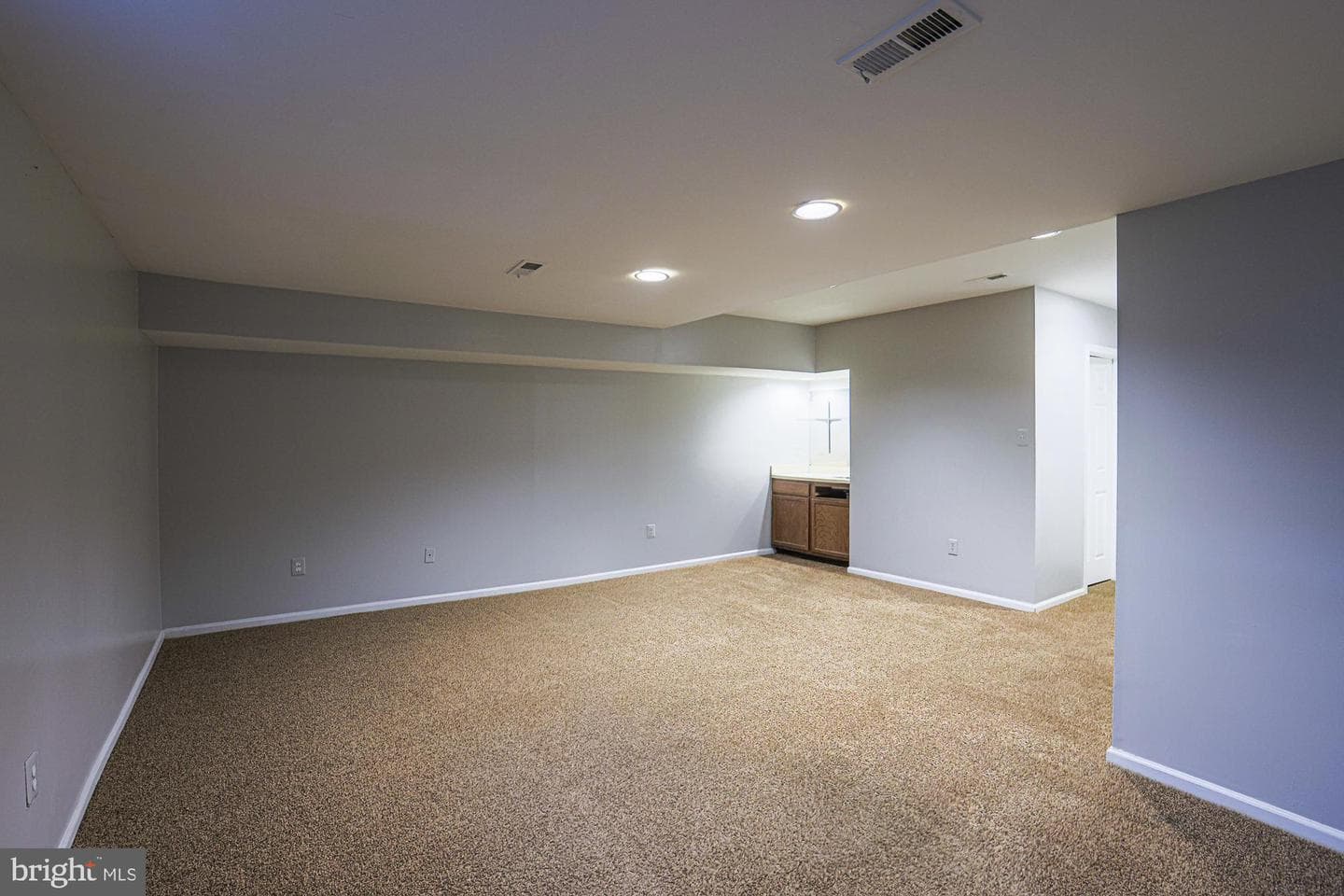 8 Greenshire Lane photo 31