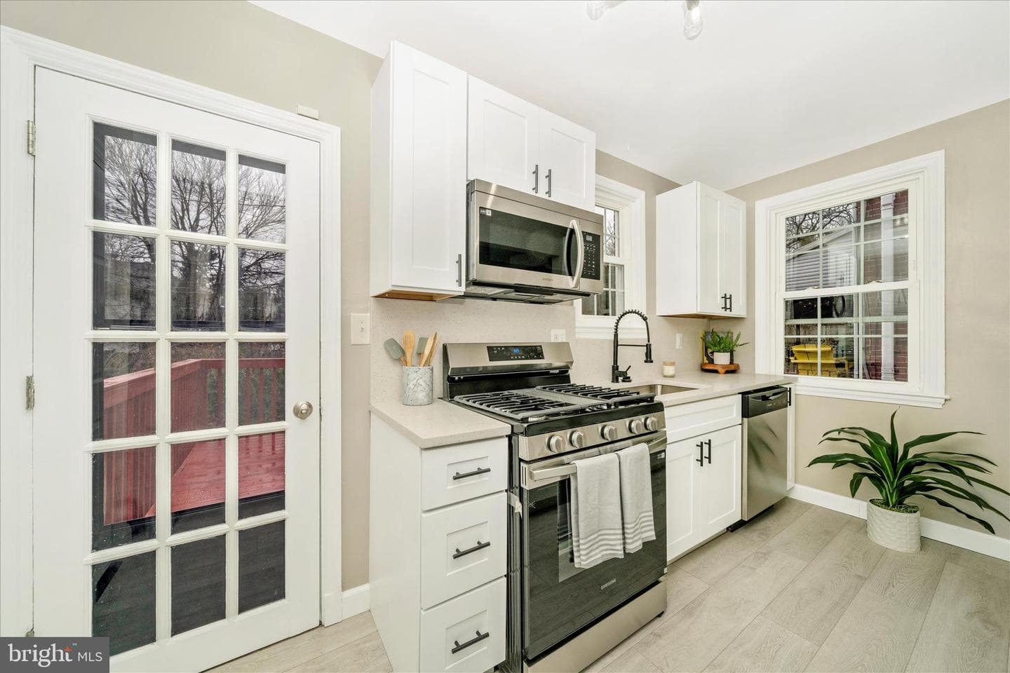 4 N Belle Grove Road photo 14