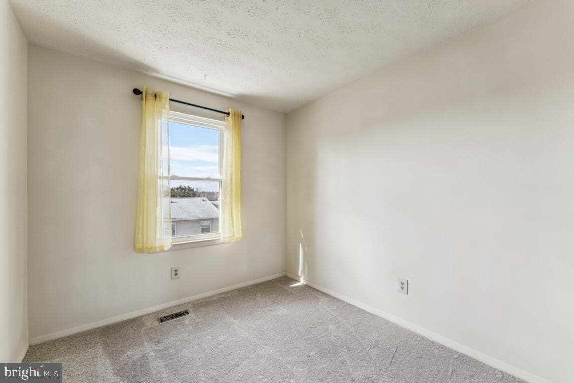 32 Stoneway Place photo 14