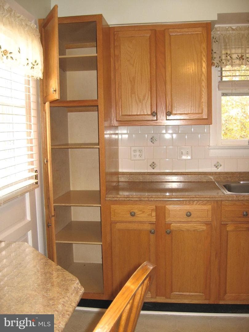 16 Parkwind Court photo 11
