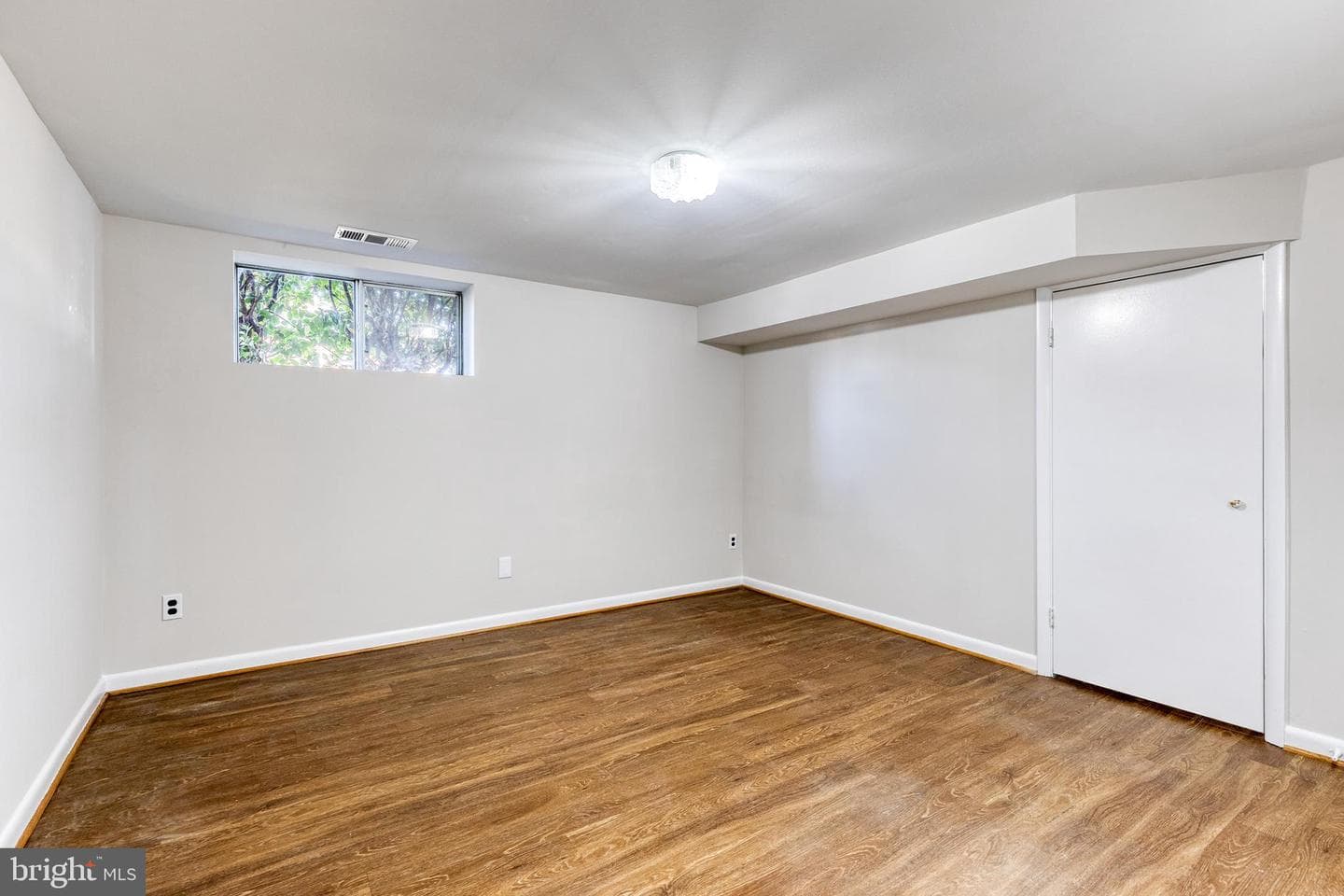 957 Circle Drive photo 31