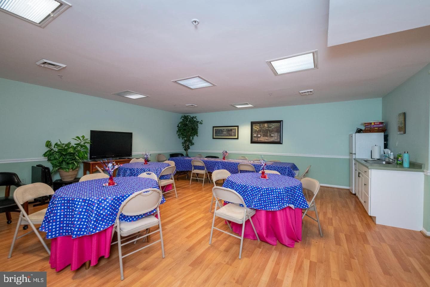 1 Smeton Place #401 photo 35