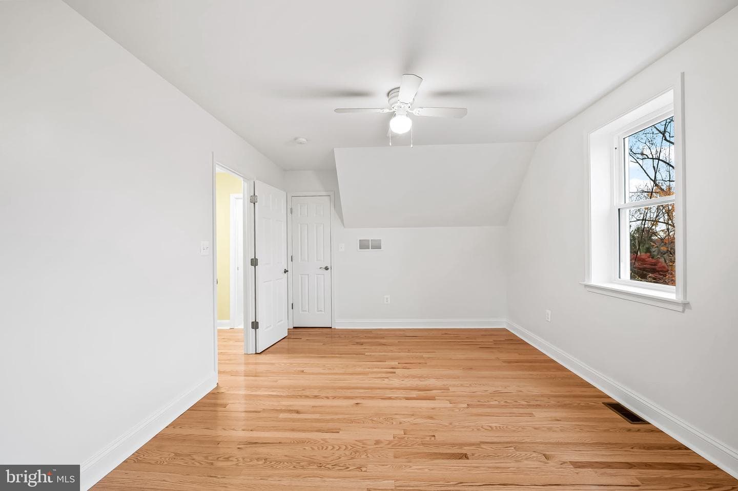512 Holden Road photo 27