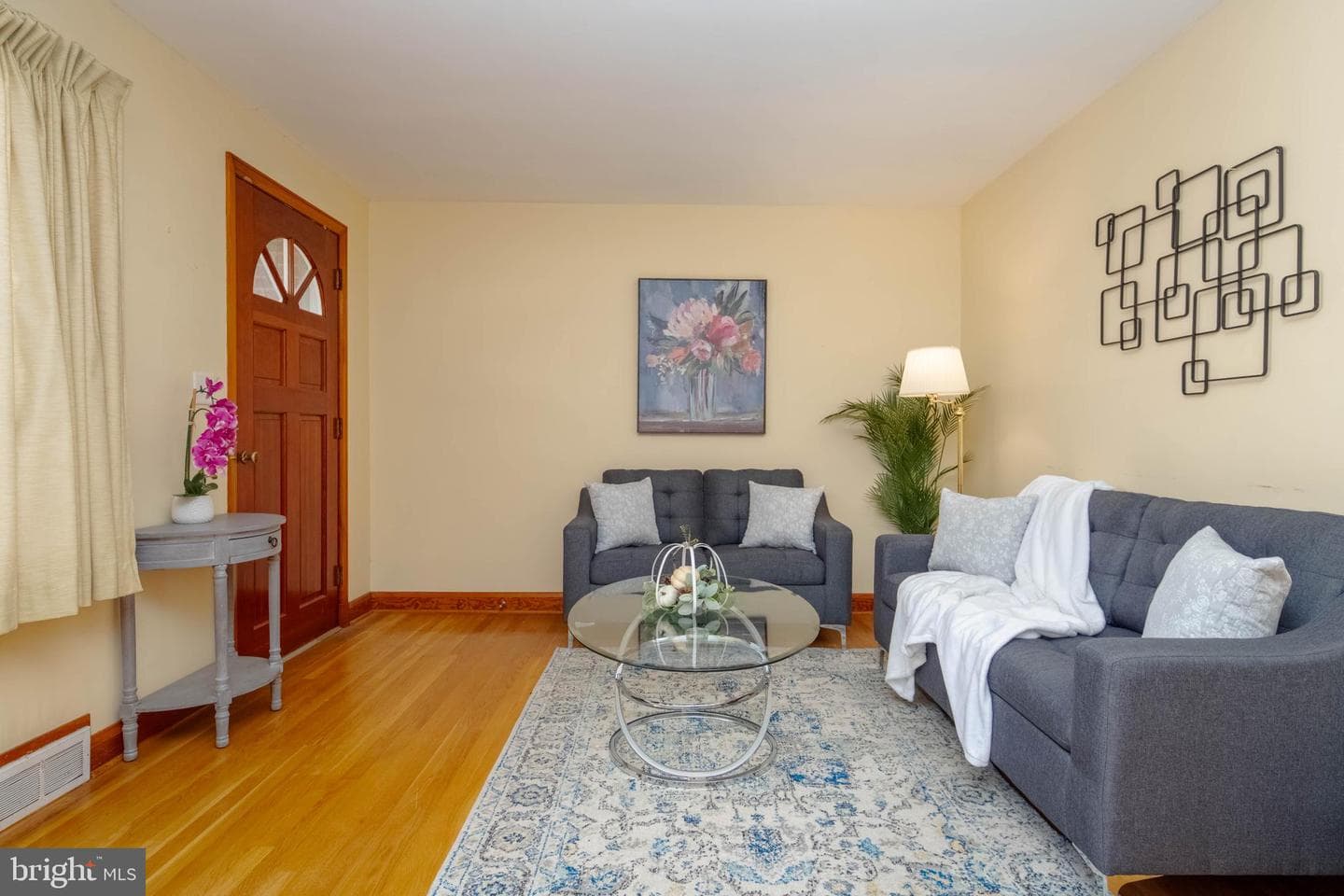 10645 Davis Avenue photo 8