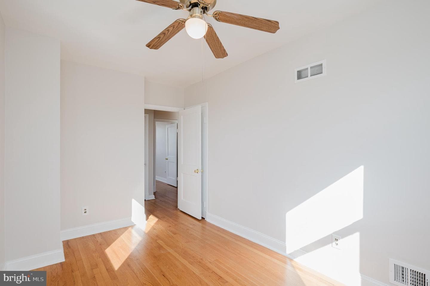 6833 Boston Avenue photo 25