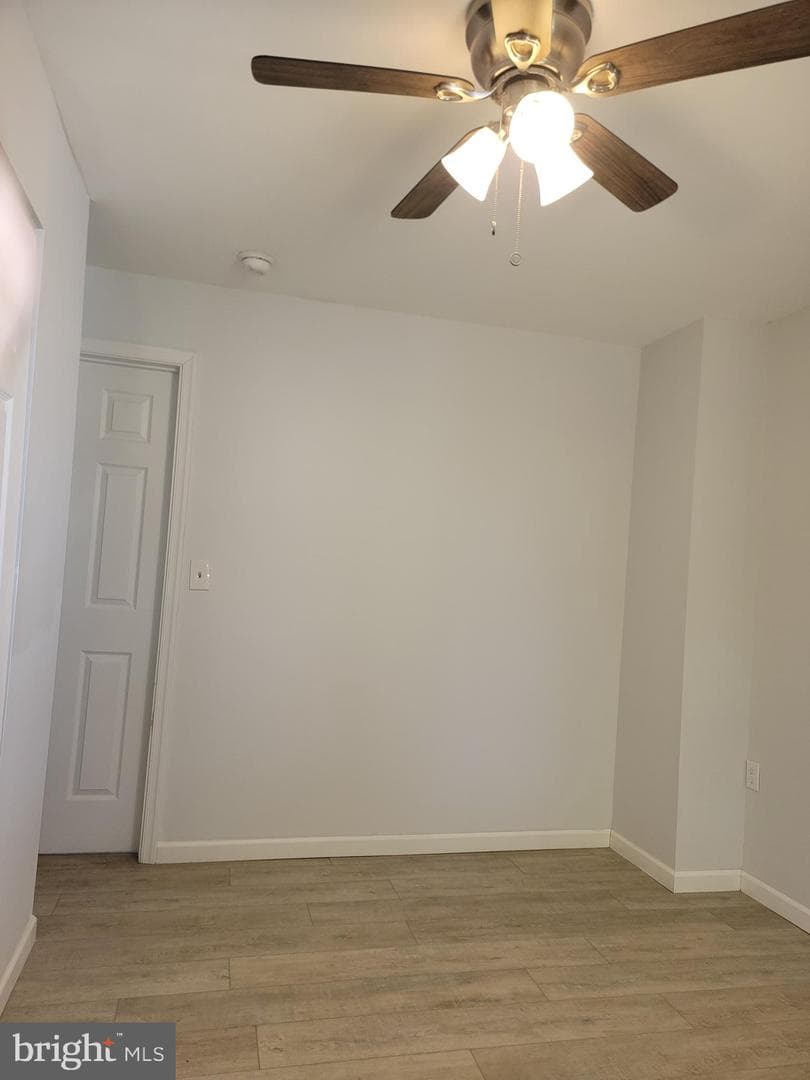2621 N Snyder Avenue photo 14
