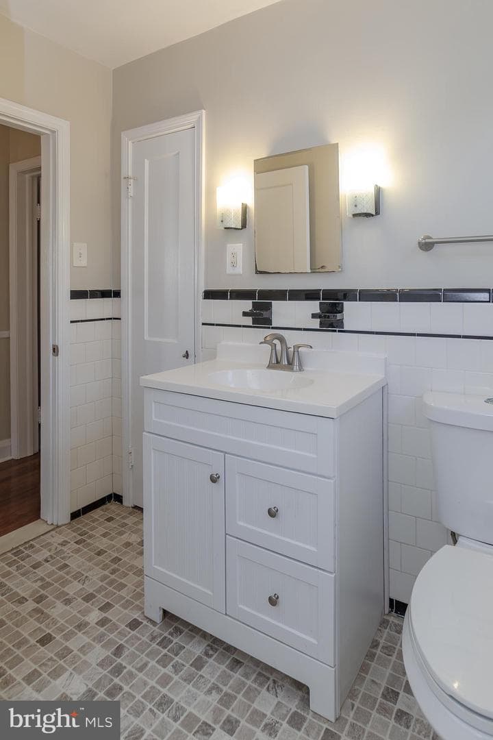 4508 Ridge Road photo 17