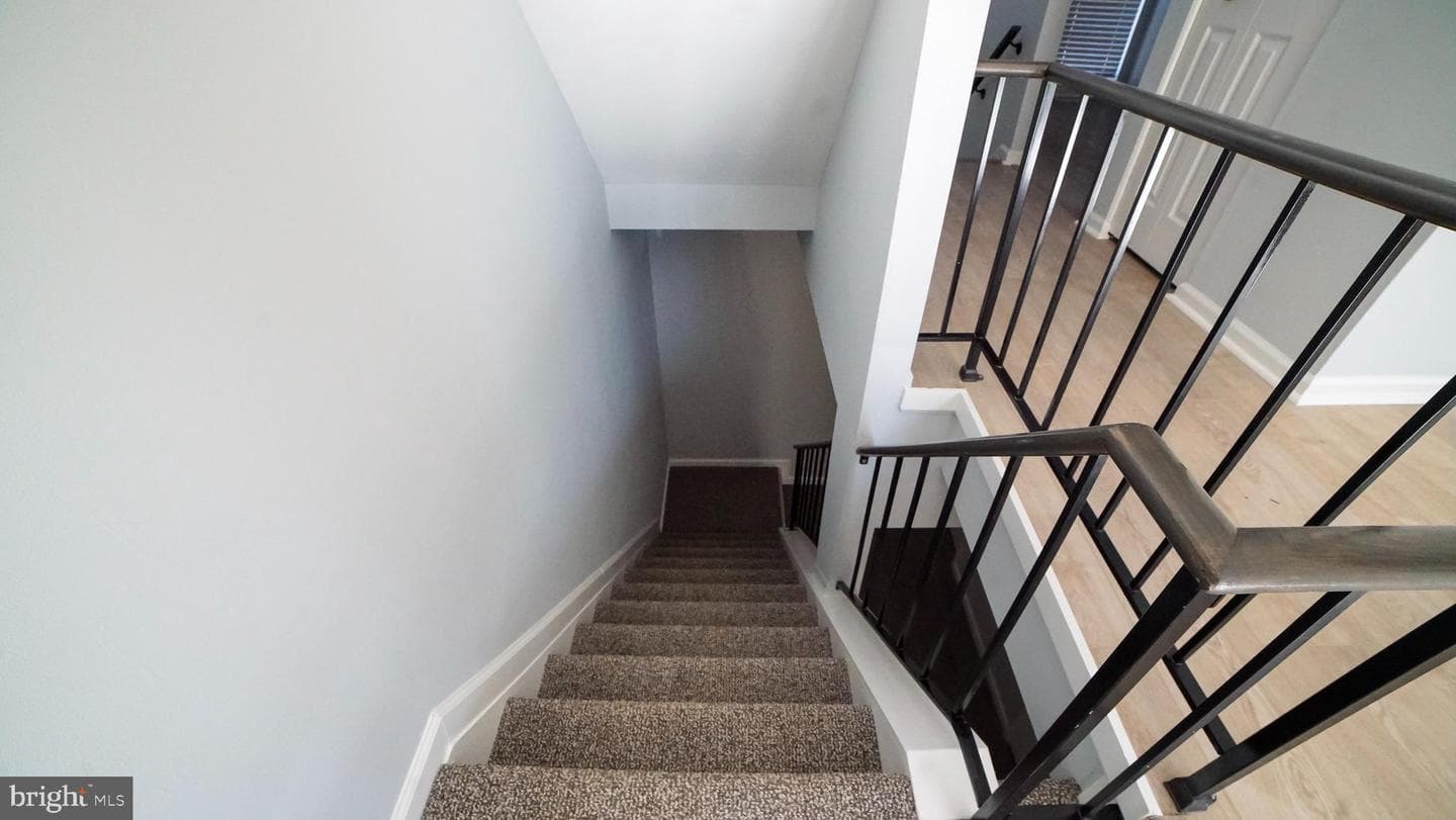 9 Cherry Manor Court photo 16