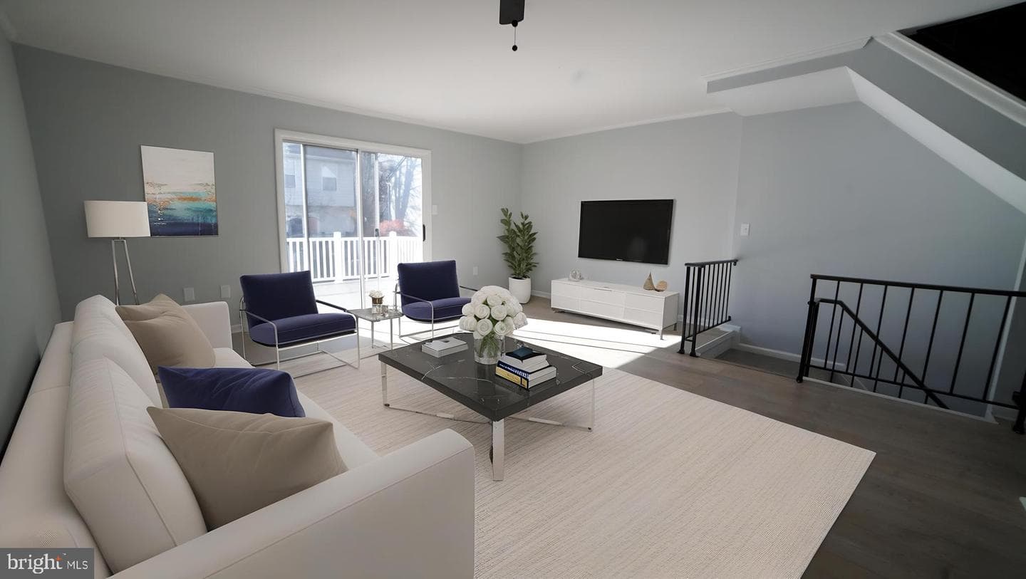 9 Cherry Manor Court photo 2