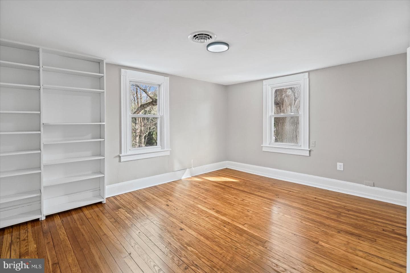 9906 Belair Road photo 31