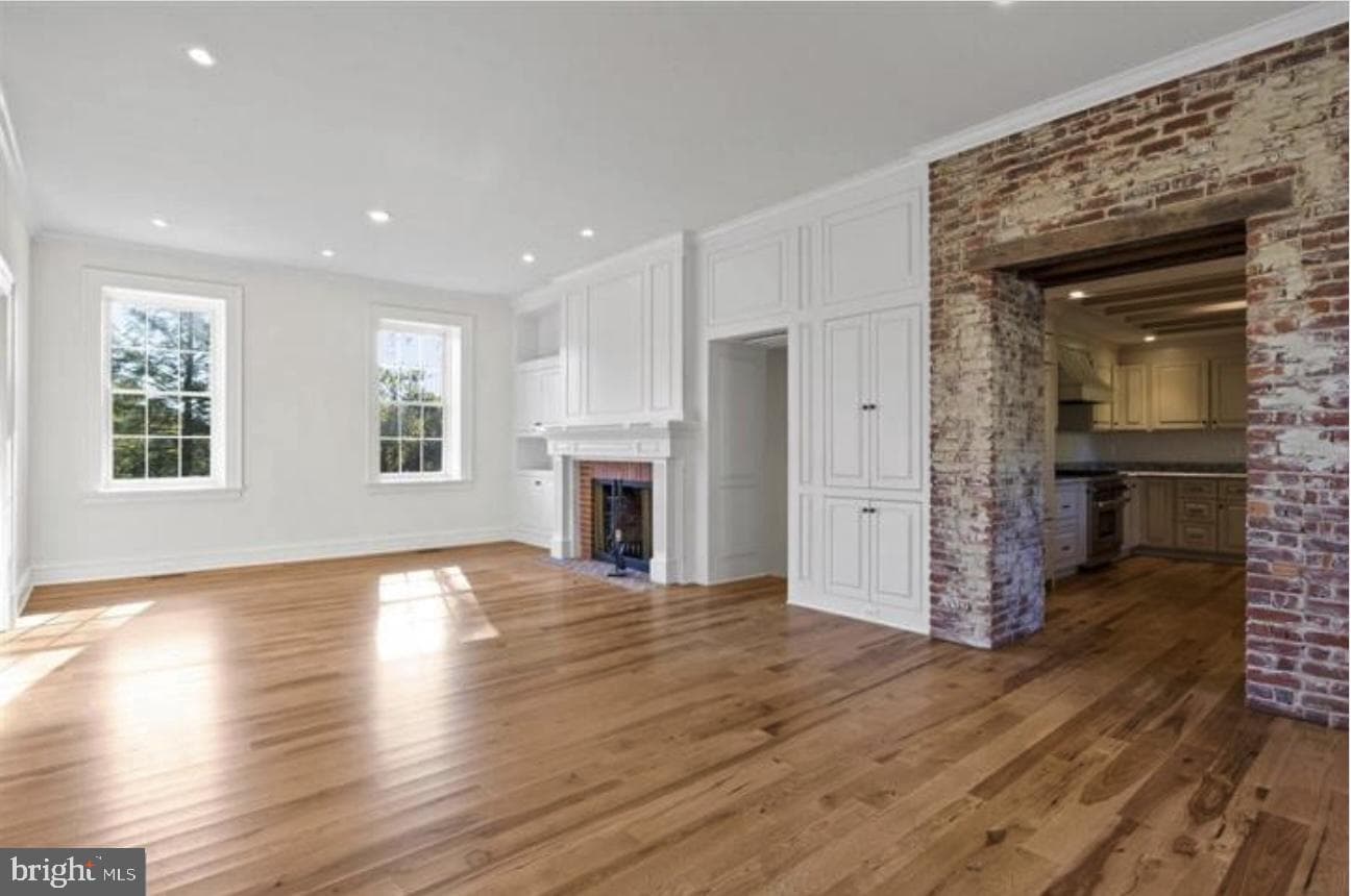 16131 Old York Road photo 12