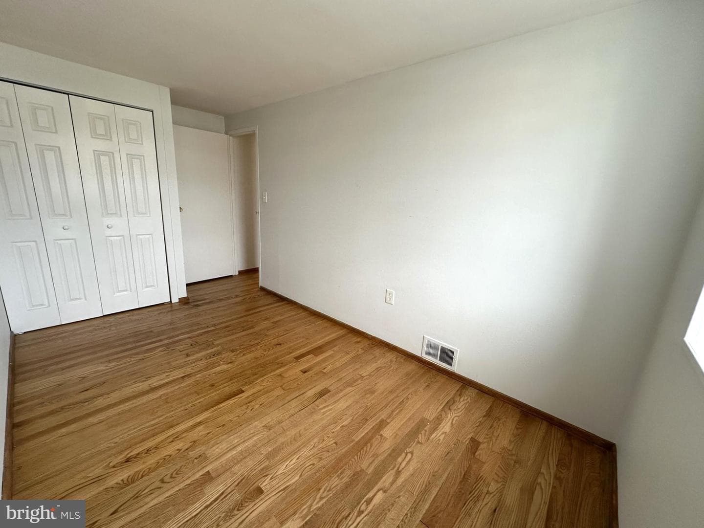 1327 Mantle Street photo 7